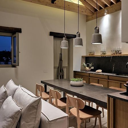Niova Villa - Seafront, Private Pool And Ionian Sea Views, By Zantewize Alykes  Exterior foto