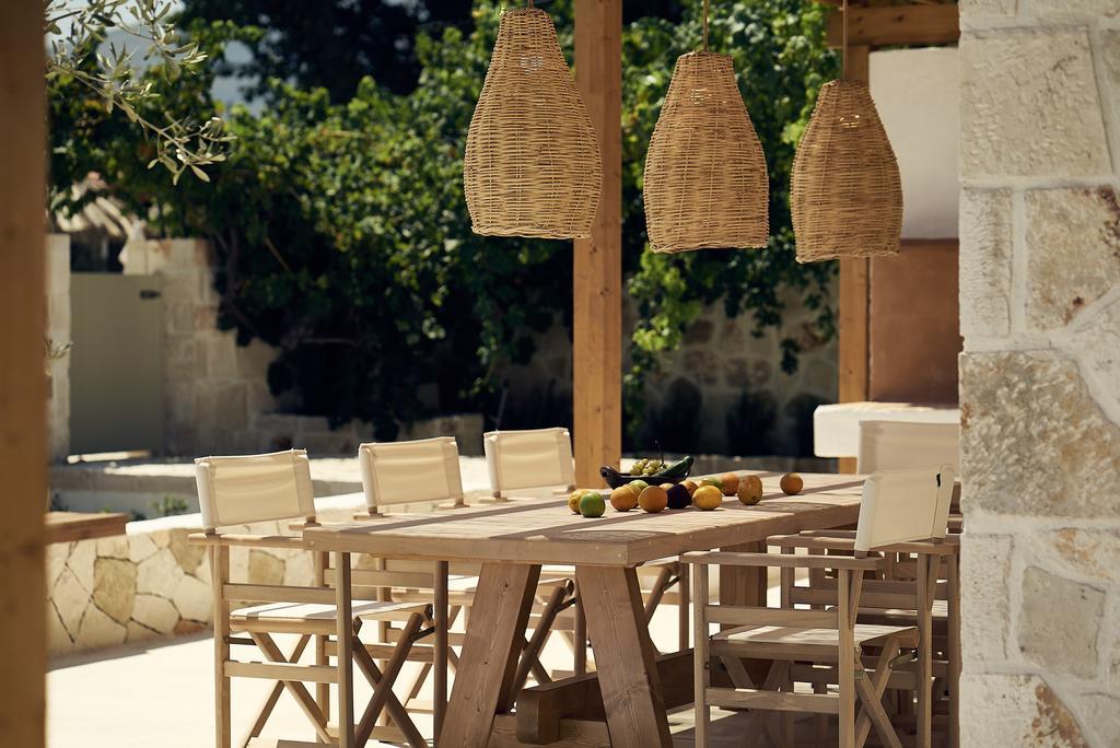 Niova Villa - Seafront, Private Pool And Ionian Sea Views, By Zantewize Alykes  Exterior foto
