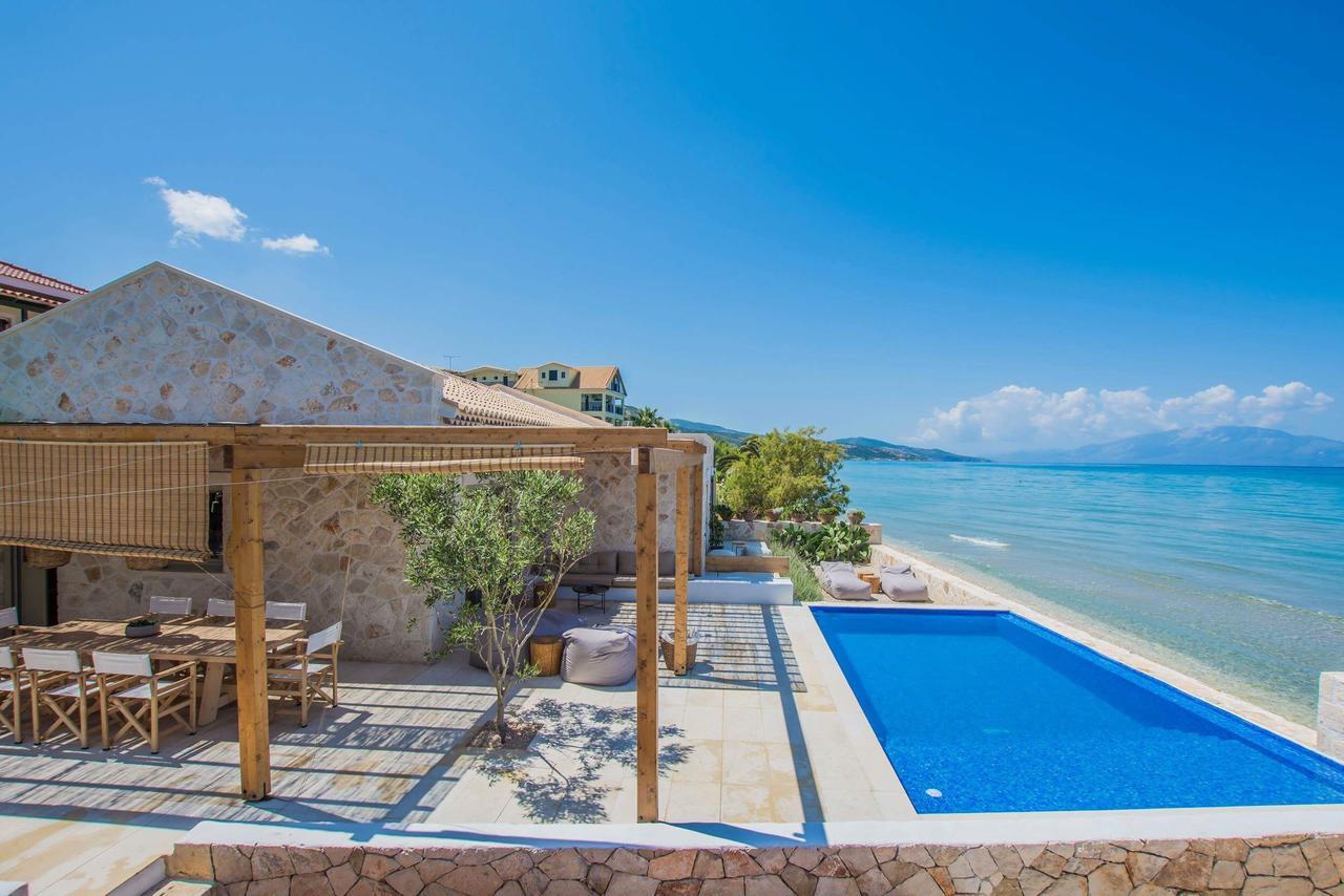 Niova Villa - Seafront, Private Pool And Ionian Sea Views, By Zantewize Alykes  Exterior foto